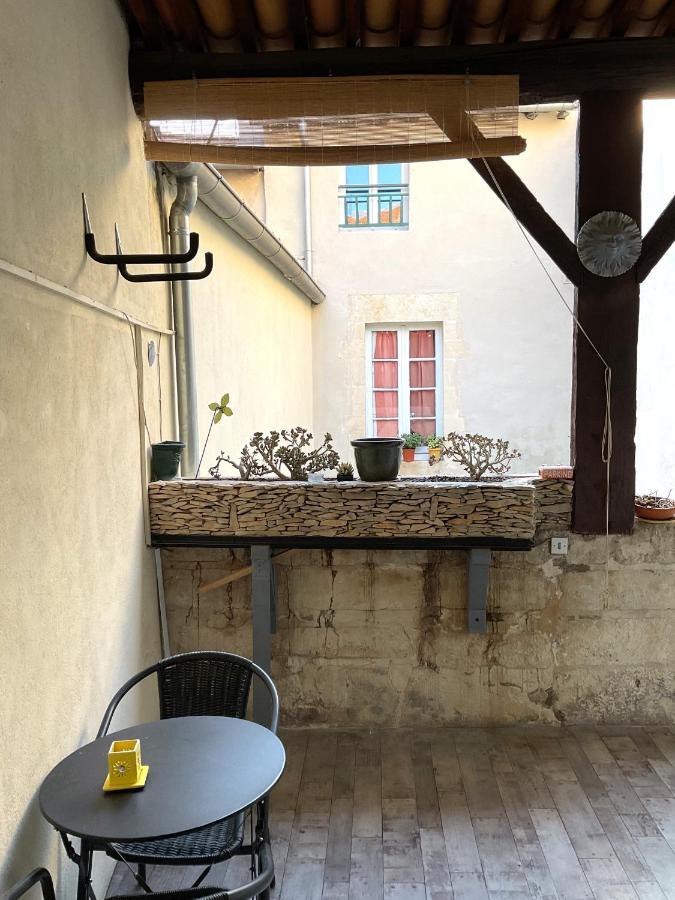 Place Aux Herbes Apartment Nimes Luaran gambar