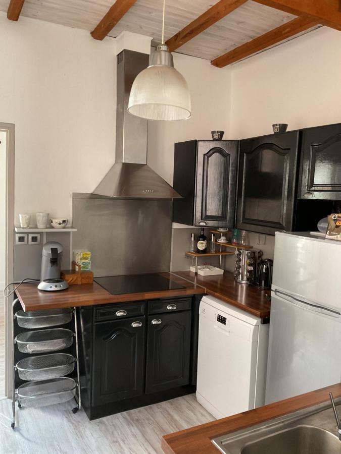 Place Aux Herbes Apartment Nimes Luaran gambar